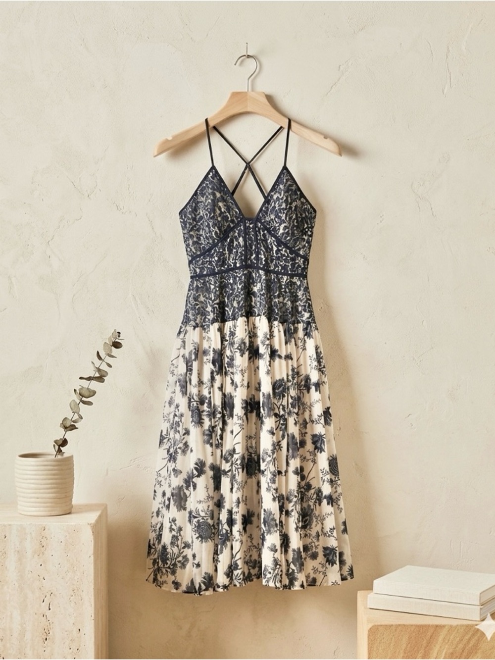 Anthropologie Halter Dress Black White V Neck Medium Midi NWT